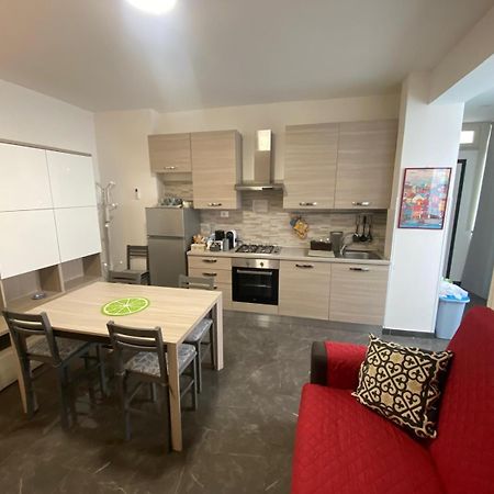 Little House Apartment Reggio di Calabria Exterior photo