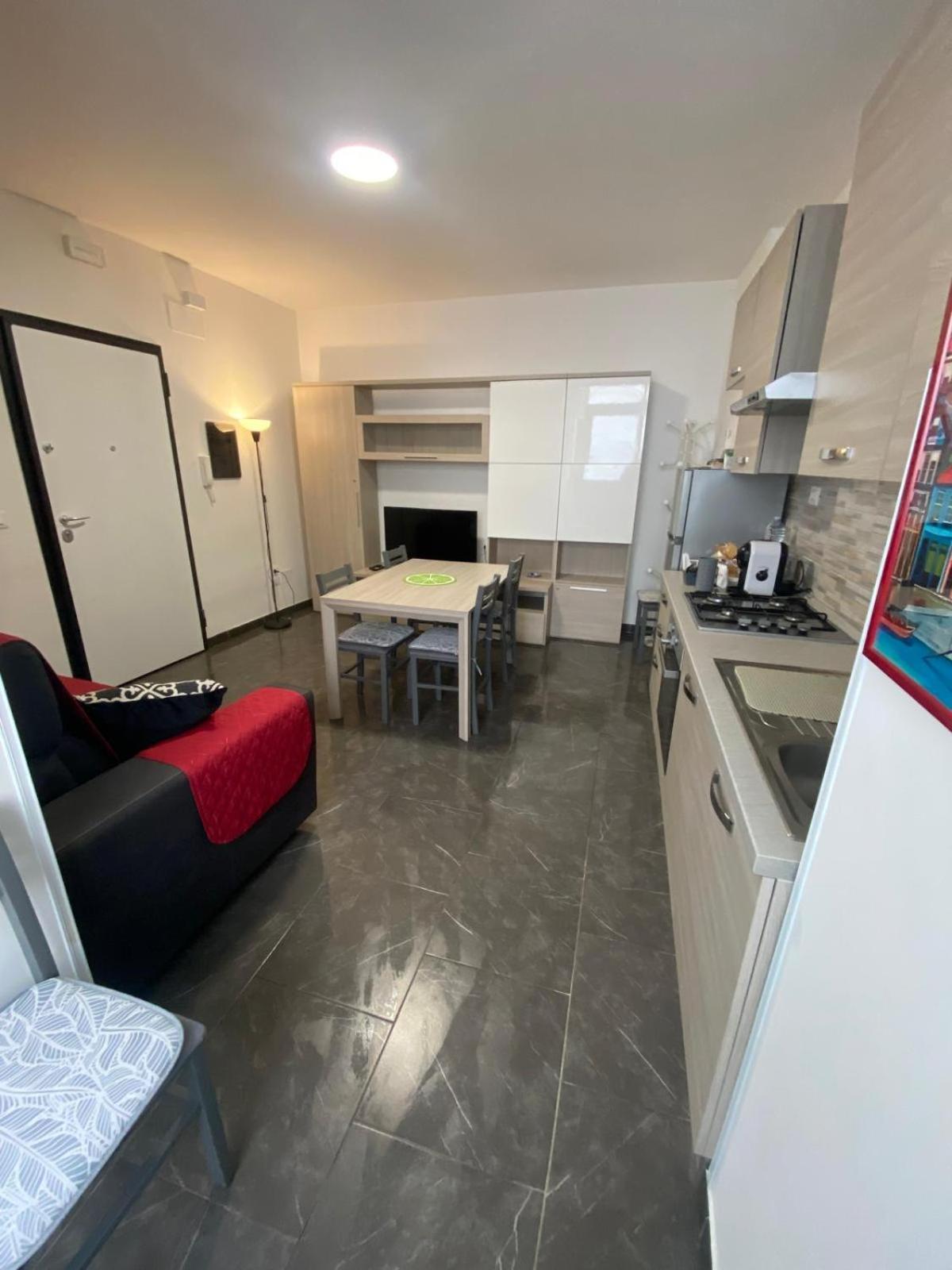 Little House Apartment Reggio di Calabria Exterior photo